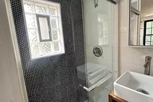 410 S Alder St, Philadelphia, PA 19147 - Photo 10