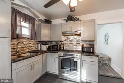 578 Rosalie Street #A, Philadelphia, PA 19120 - Photo 6