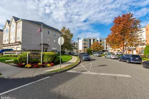 3217 Davinci Dr, Philadelphia, PA 19145 - Photo 8