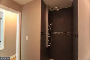 1732 N Sydenham St, Philadelphia, PA 19121 - Photo 4