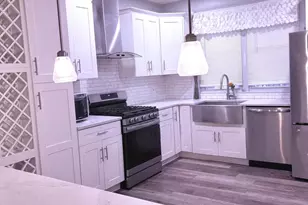 7326 Dicks Ave, Philadelphia, PA 19153 - Photo 4