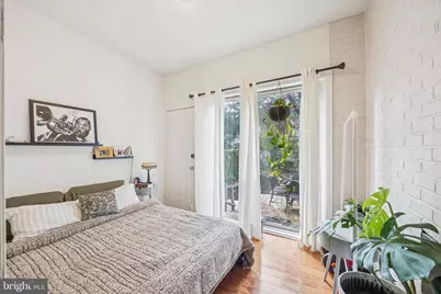 142 N 21st Street, Philadelphia, PA 19103 - Photo 6
