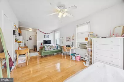 142 N 21st Street, Philadelphia, PA 19103 - Photo 22