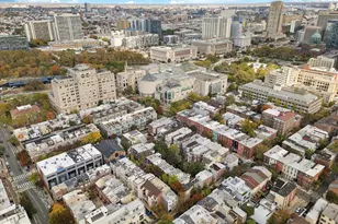 142 N 21st St, Philadelphia, PA 19103 - Photo 4