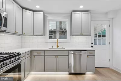 2334 S Warnock Street, Philadelphia, PA 19148 - Photo 6