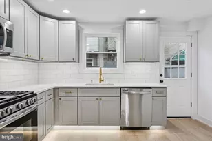 2334 S Warnock St, Philadelphia, PA 19148 - Photo 6