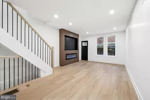 2334 S Warnock St, Philadelphia, PA 19148 - Photo 4