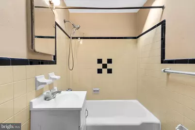 5819 Harbison Avenue, Philadelphia, PA 19135 - Photo 10