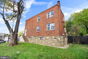 5819 Harbison Ave, Philadelphia, PA 19135 - Photo 14