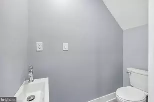 3211 Latona St, Philadelphia, PA 19146 - Photo 4