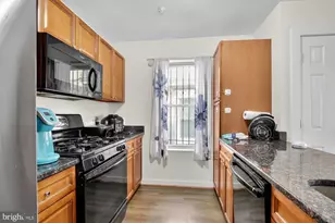 602 N 43rd St, Philadelphia, PA 19104 - Photo 6