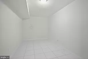 602 N 43rd St, Philadelphia, PA 19104 - Photo 12