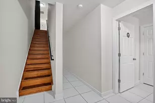 602 N 43rd St, Philadelphia, PA 19104 - Photo 10