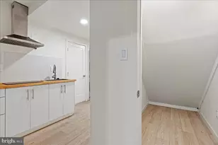 3907 Spring Garden St, Philadelphia, PA 19104 - Photo 14