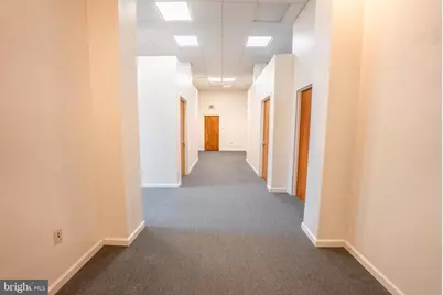 2708 Commerce Way #203, Philadelphia, PA 19154 - Photo 8