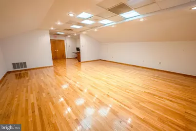 2708 Commerce Way #401, Philadelphia, PA 19154 - Photo 4