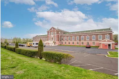 2708 Commerce Way #401, Philadelphia, PA 19154 - Photo 16