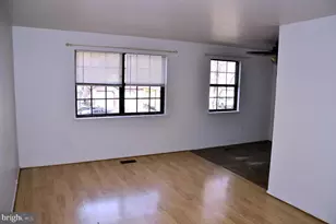 13087 Blakeslee Dr, Philadelphia, PA 19116 - Photo 2