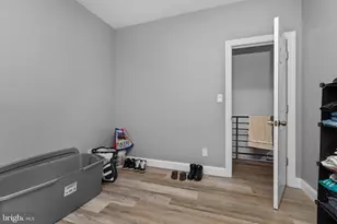 2401 N Hollywood St, Philadelphia, PA 19132 - Photo 18