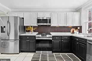 1151 E Dorset St, Philadelphia, PA 19150 - Photo 8