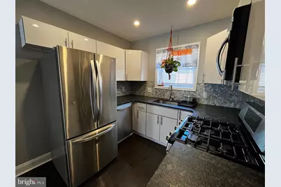 2423 W Seybert Street, Philadelphia, PA 19121 - Photo 10