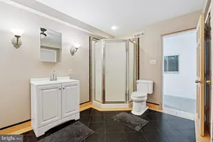 614 Wises Mill Rd, Philadelphia, PA 19128 - Photo 16