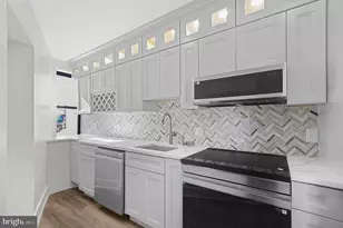 2320 McClellan St, Philadelphia, PA 19145 - Photo 16