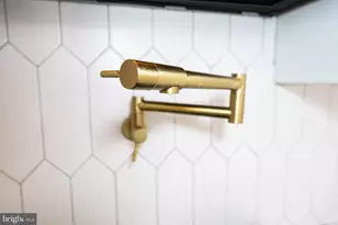 2022 S 21st St, Philadelphia, PA 19145 - Photo 16