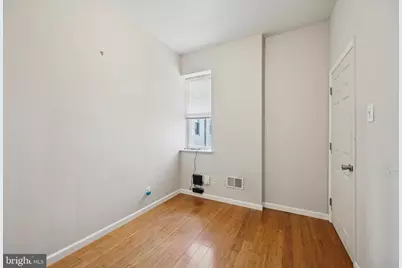 2142 S Hicks Street, Philadelphia, PA 19145 - Photo 10