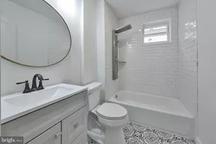 1828 S 5th St, Philadelphia, PA 19148 - Photo 22