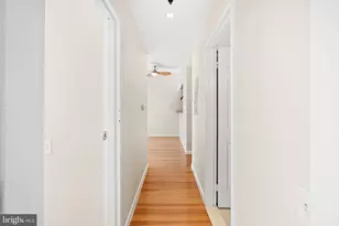 315 New St, Philadelphia, PA 19106 - Photo 8