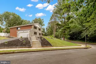 7101 N Mt Pleasant Pl, Philadelphia, PA 19119 - Photo 6