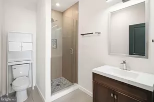 1812 S Ringgold St, Philadelphia, PA 19145 - Photo 18