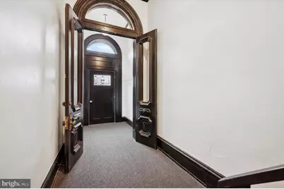 1637 W Girard Avenue #1, Philadelphia, PA 19130 - Photo 16