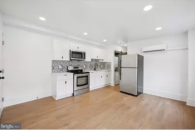 1637 W Girard Avenue #4, Philadelphia, PA 19130 - Photo 2