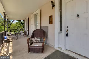 350 Green Ln, Philadelphia, PA 19128 - Photo 6