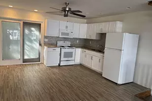 2654 Bonaffon St, Philadelphia, PA 19142 - Photo 4