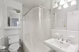 2601 Pennsylvania Ave, Philadelphia, PA 19130 - Photo 10