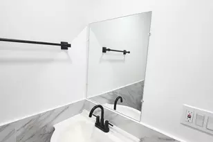 2013 S Croskey St, Philadelphia, PA 19145 - Photo 10