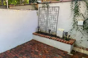 1028 Irving St, Philadelphia, PA 19107 - Photo 4