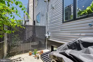 1510 N Hollywood St, Philadelphia, PA 19121 - Photo 8