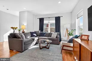 7019 Pipers Glen Wy, Philadelphia, PA 19119 - Photo 12