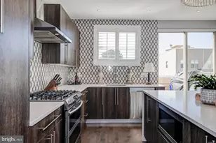 158 Kalos St, Philadelphia, PA 19128 - Photo 8