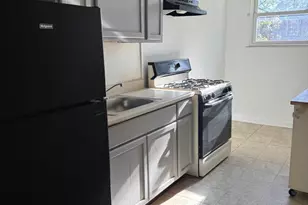 7736 Gilbert St, Philadelphia, PA 19150 - Photo 2