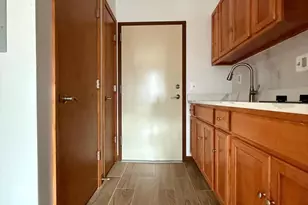 146 N 10th St, Philadelphia, PA 19107 - Photo 6