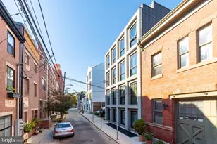 2007 Cambridge St, Philadelphia, PA 19130 - Photo 8