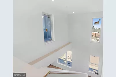 652 Fairmount Avenue, Philadelphia, PA 19123 - Photo 8