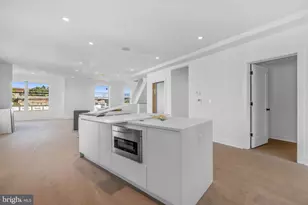 652 Fairmount Ave, Philadelphia, PA 19123 - Photo 8