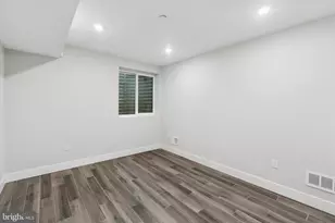 2213 Emerald St, Philadelphia, PA 19125 - Photo 14