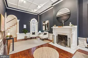 2221 Locust St, Philadelphia, PA 19103 - Photo 8